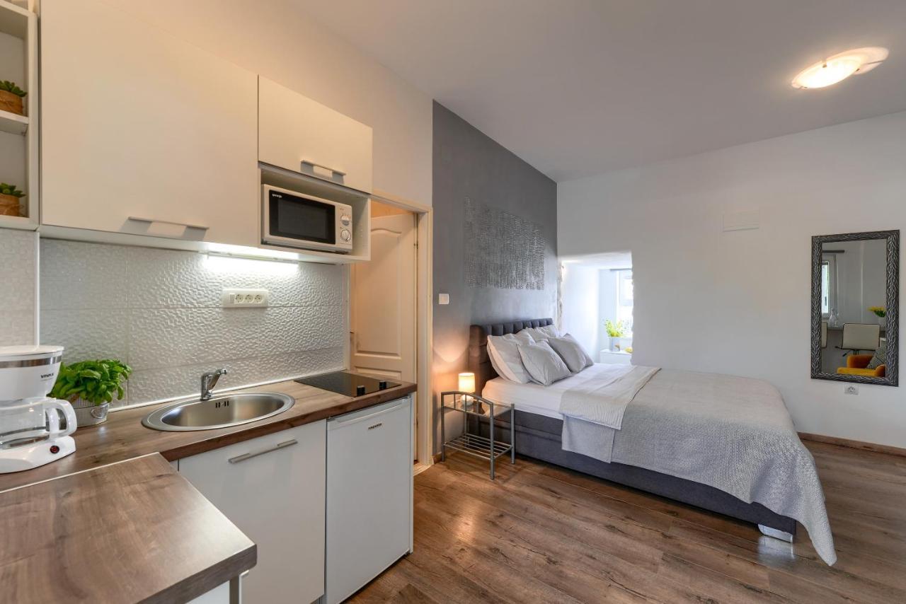 זאדאר Sara Residence מראה חיצוני תמונה