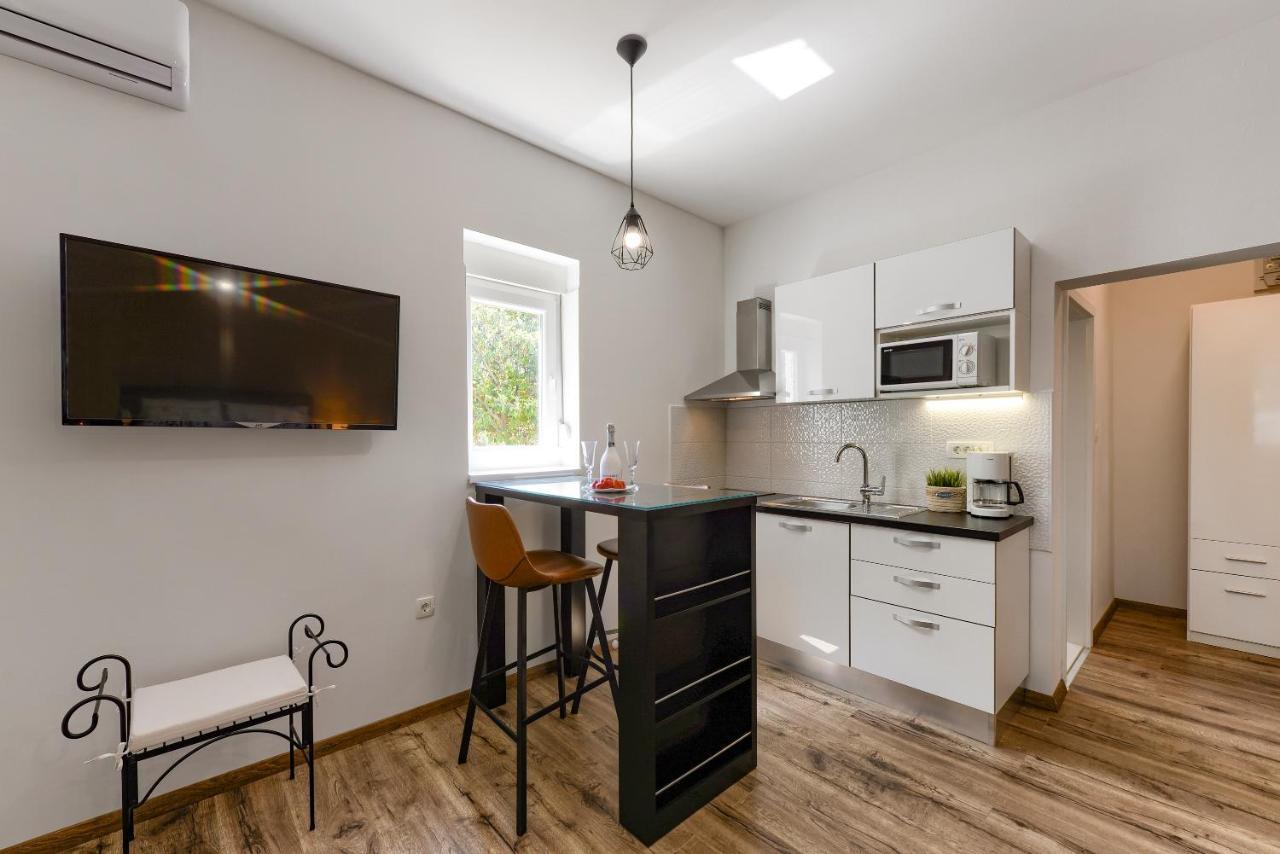 זאדאר Sara Residence מראה חיצוני תמונה