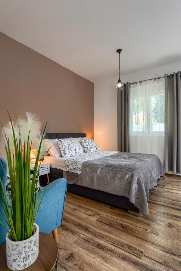 זאדאר Sara Residence מראה חיצוני תמונה