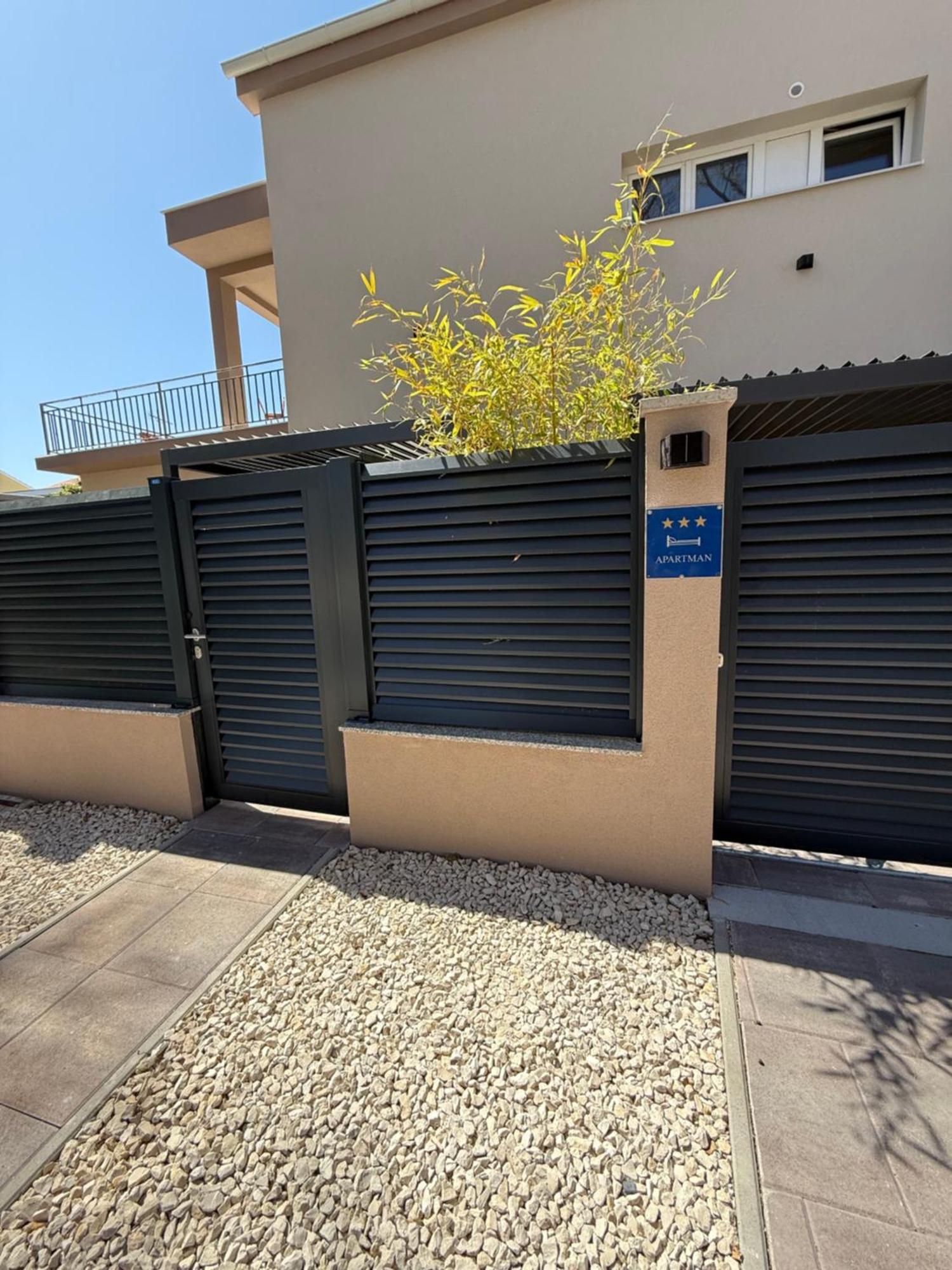 זאדאר Sara Residence מראה חיצוני תמונה