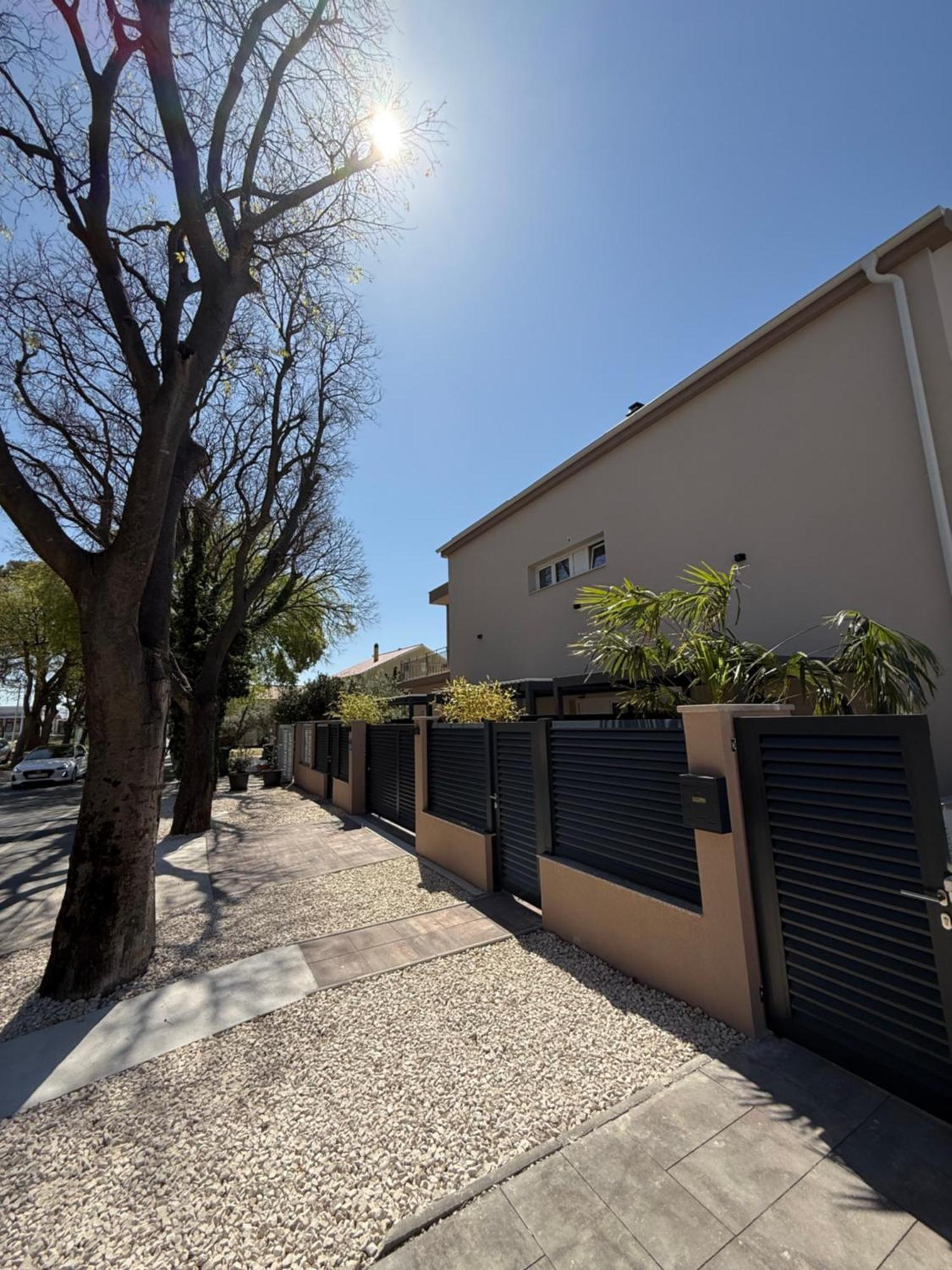 זאדאר Sara Residence מראה חיצוני תמונה